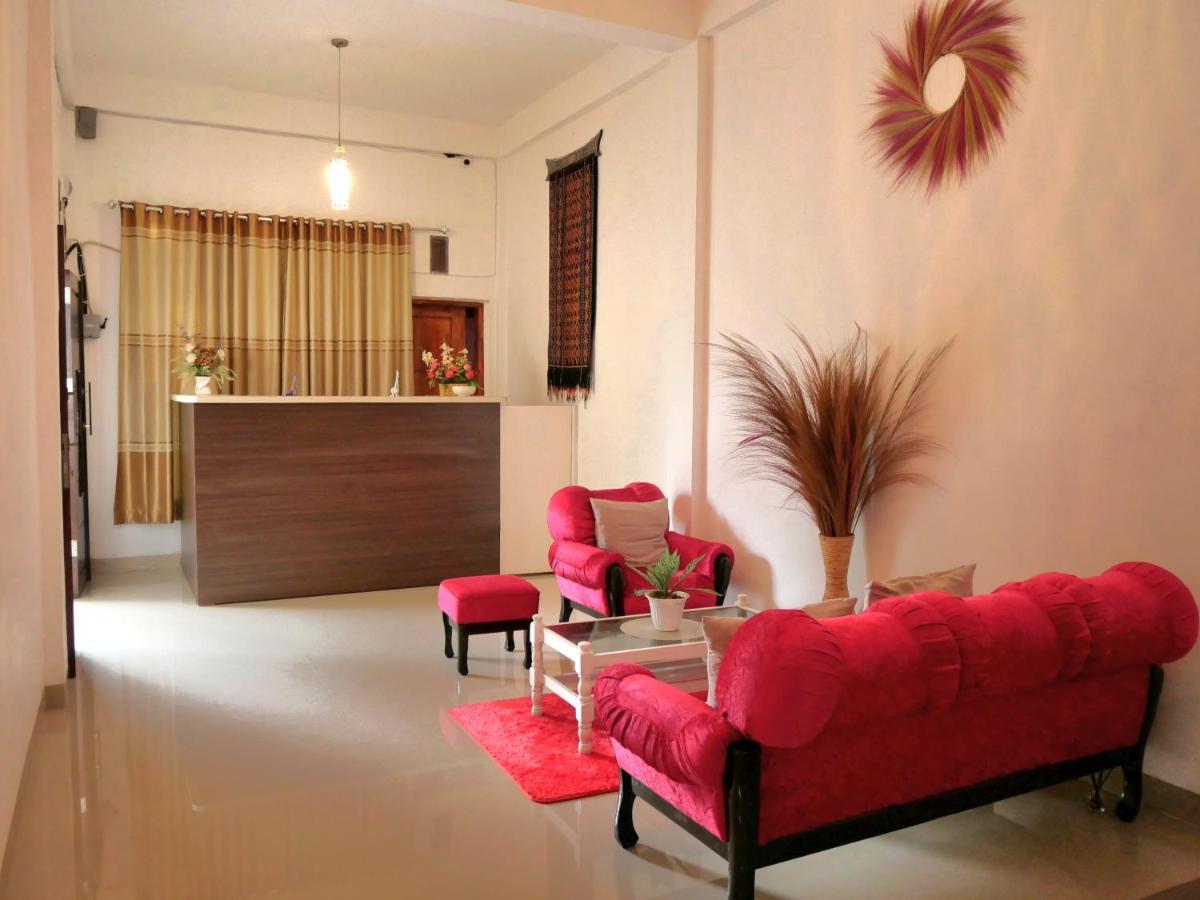 The Sanduk Homestay Rantepao Exterior photo